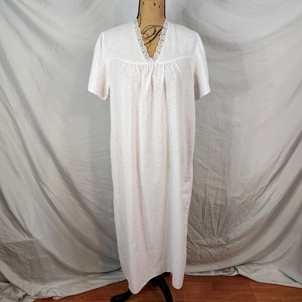 Vintage CARROLL REED Size Medium‎ Pink White Floral Short Sleeve Long Nightgown